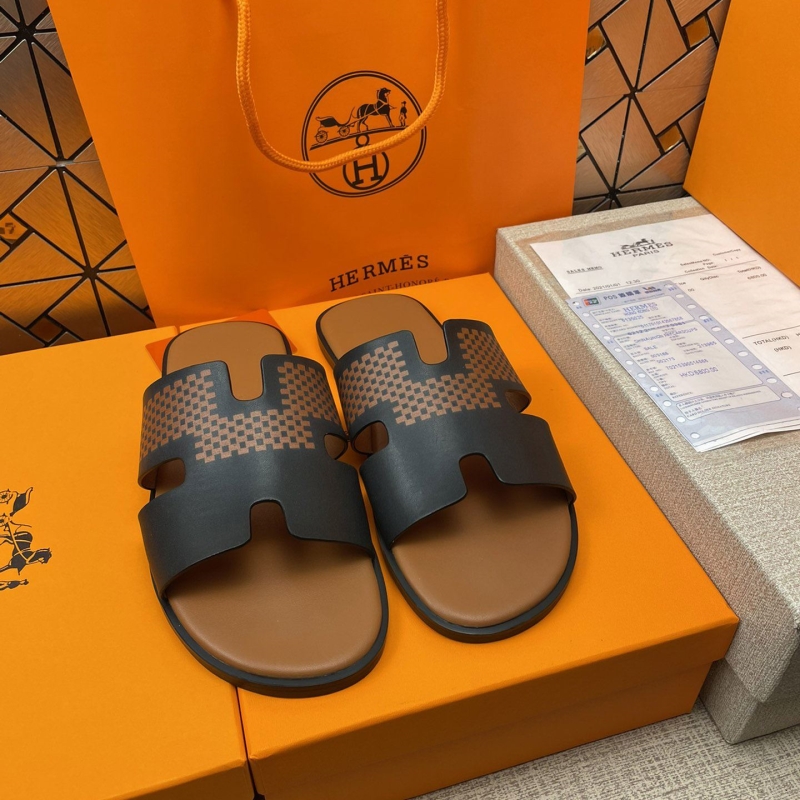 H**mes slippers